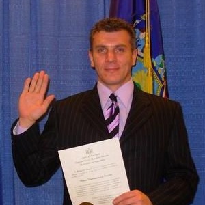 verified Attorney in USA - Roman Ozerin